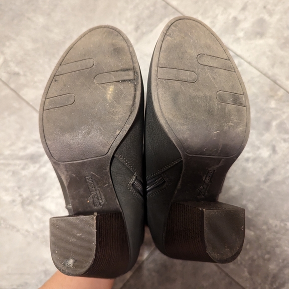 Fergalicious Grey Booties - Picture 9 of 9